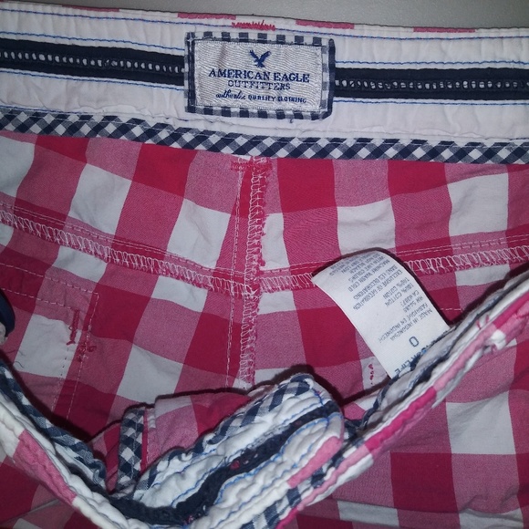 American Eagle plaid pink shorts - Picture 2 of 4